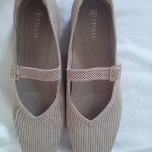 Vivaia Women's Shoes - tan